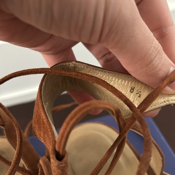Stuart Weitzman Knot Again Brown Suede Sandals 8.5 - Picture 3 of 5